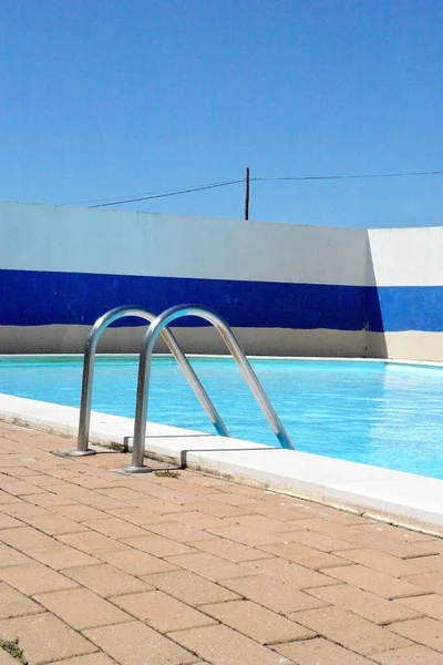 Bazén Modrou Vodou — Stock fotografie