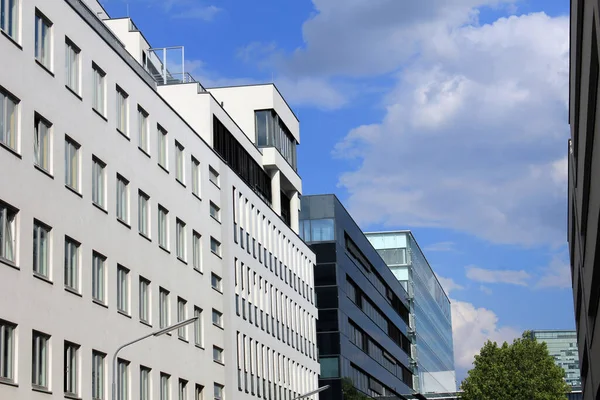 Edificio Oficinas Perfecto Estado — Foto de Stock