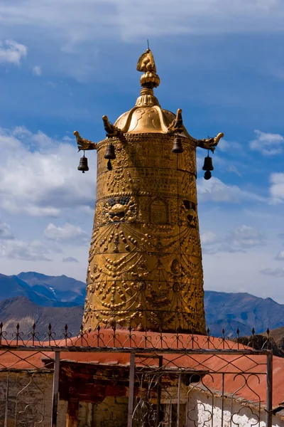 黄金の鐘 チベット — ストック写真