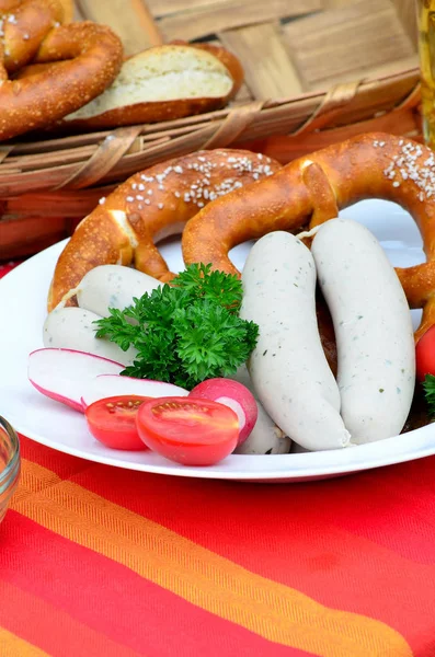 Bavarian Bretzeit Met Witte Worsten Bier Pretzels — Stockfoto