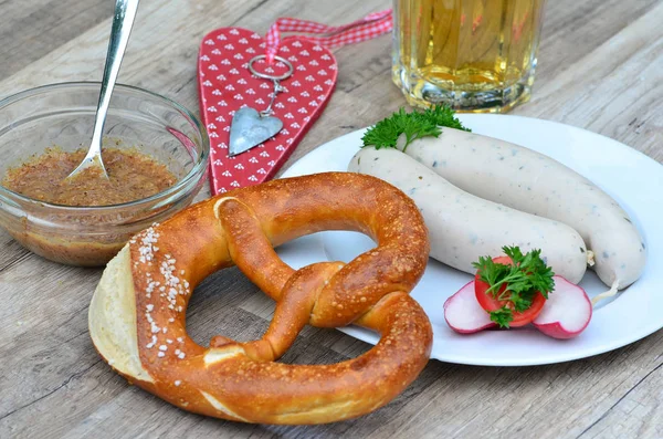 Bretzeit Bavariano Con Cerveza Salchichas Blancas Pretzels —  Fotos de Stock