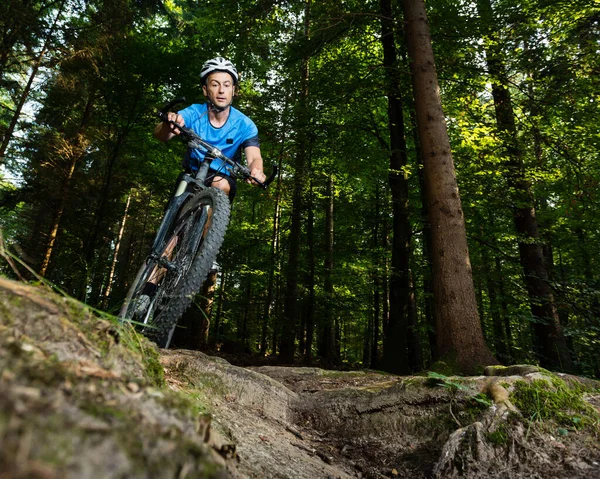 Rowerzystów Górskich Zjeździe — Zdjęcie stockowe