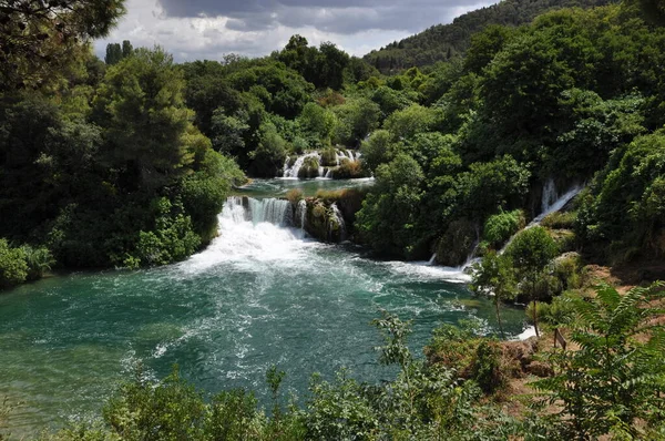 Natur Und Wasserfall Fließendes Wasser — Stockfoto