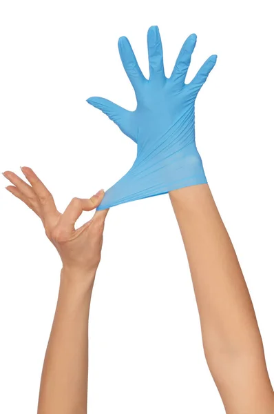 Arzt Zieht Blauen Sterilisierten Medizinischen Handschuh Für Die Operation — Stockfoto