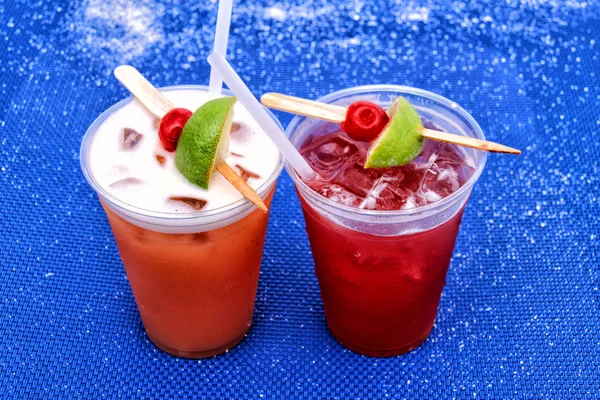 Kleurrijke Smakelijke Cocktails — Stockfoto