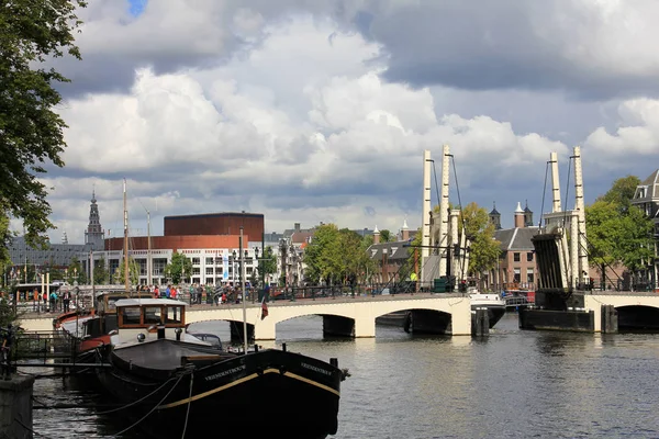 Άπαχο Brug Άπαχο Γέφυρα Στο Άμστερνταμ Πάνω Από Amstel — Φωτογραφία Αρχείου