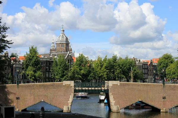 Amsterdam Daki Aziz Niklas Kilisesi — Stok fotoğraf