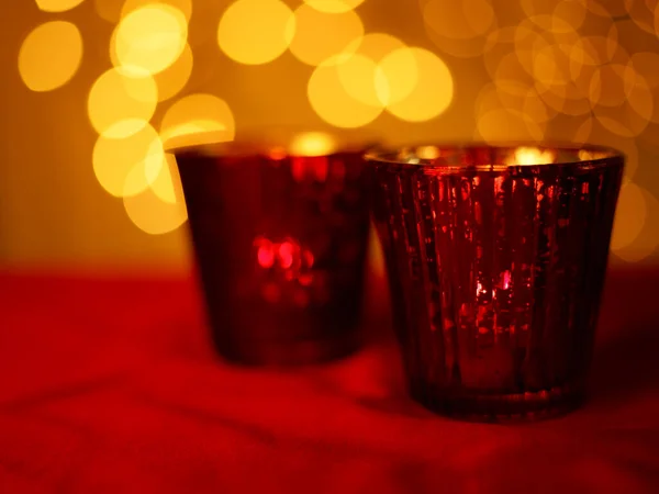 Deux Bougies Rouges Pour Noël — Photo