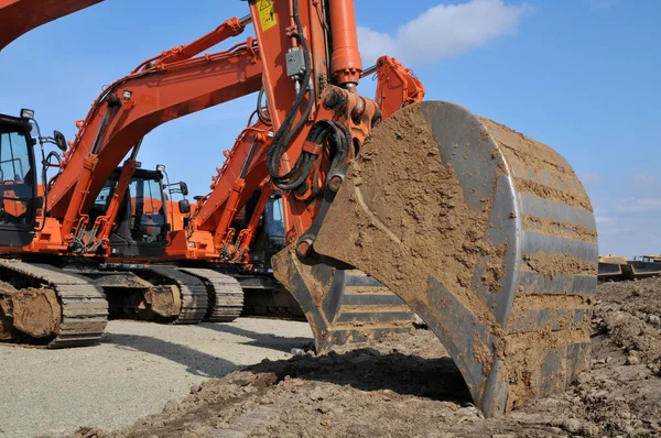 Bagger Auf Der Straße — Stockfoto