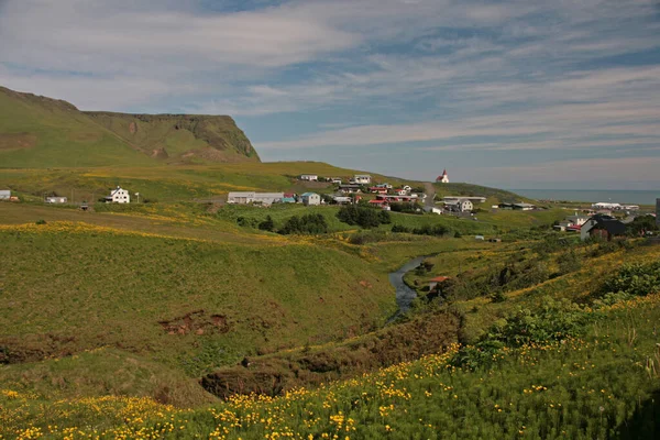 Miejsce Kościół Vik Południowy Islandia — Zdjęcie stockowe