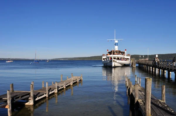 Pádlo Parník Blíží Molu Ammersee — Stock fotografie