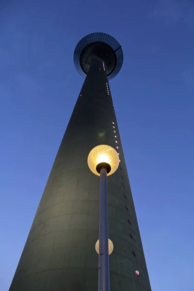 Blaue Stunde Turm — 图库照片