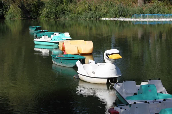 Barco Lago —  Fotos de Stock