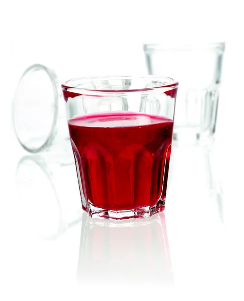 Copo Coquetel Rum Vermelho Misturado Com Suco Frutas Refrigerante Fundo — Fotografia de Stock