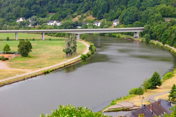 Floden Saar Vid Saarburg Rheinland Pfalz Tyskland Sommar — Stockfoto