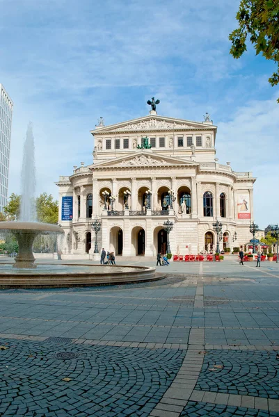 Frankfurt Alte Oper Com Opernplatz — Fotografia de Stock
