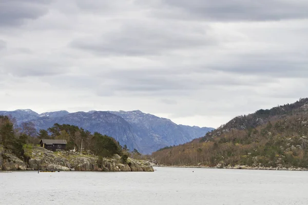 Krajina Norsku Pobřeží Fjordu Tmavého Nebe — Stock fotografie