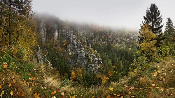 Саксон Швейцарія Прекрасні Гори — стокове фото