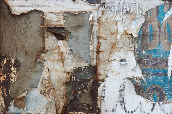 Grungy Textur Von Alten Verwitterten Papierstücken Auf Einem Brett — Stockfoto
