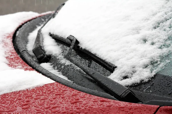 Voiture Couverte Neige Sur Route — Photo