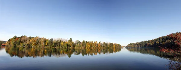 Плотина Иллера Осенью — стоковое фото