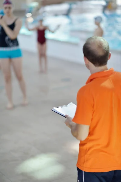 Gelukkige Kinderen Kids Groep Zwembad Klasse Leren Zwemmen — Stockfoto