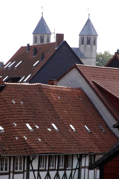 Věže Stiftskirche Špatné Gandersheim Nad Střechami Města — Stock fotografie