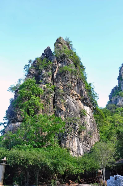 Landscape Mountains Blue Sky — Stock Photo, Image