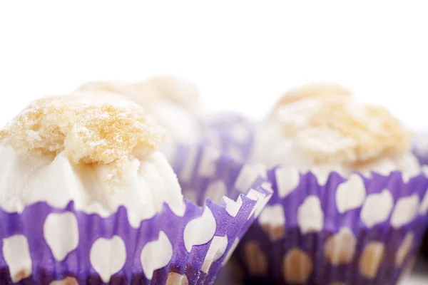 Pasteles Taza Recién Horneados Con Relleno Crema Bandejas Pastel — Foto de Stock