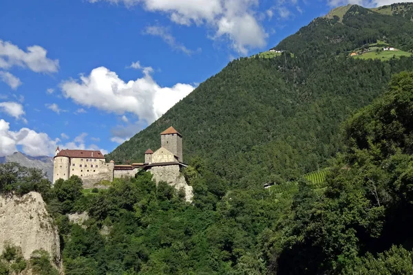 Κάστρο Tyrol Χωριό Tyrol Νότιο Tyrol — Φωτογραφία Αρχείου