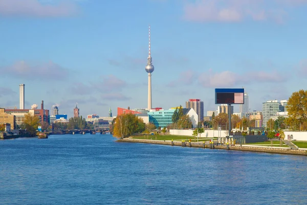 ドイツのベルリンの街の眺め — ストック写真