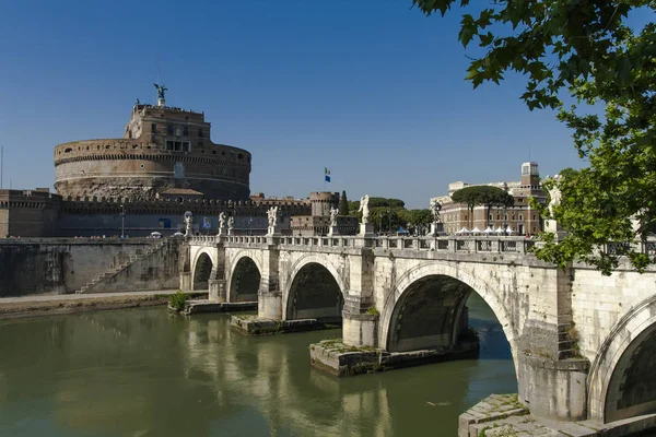 Castel Sant Angelo Ponte Sant Angelo Rome — стоковое фото