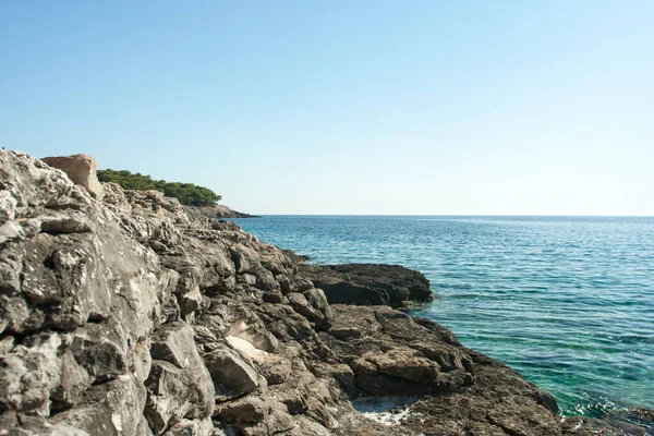 Krásná Skalnatá Pláž Chorvatsku — Stock fotografie