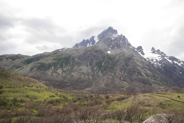 Trek Στο Torres Del Paine Park — Φωτογραφία Αρχείου