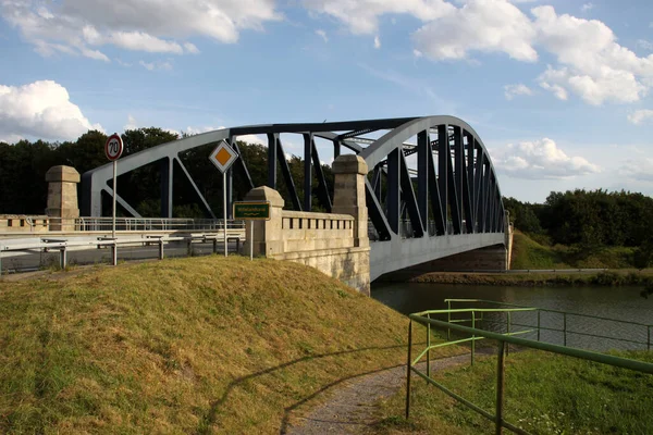 Γέφυρα Πάνω Από Κανάλι Mittelland Κοντά Σαξωνία — Φωτογραφία Αρχείου