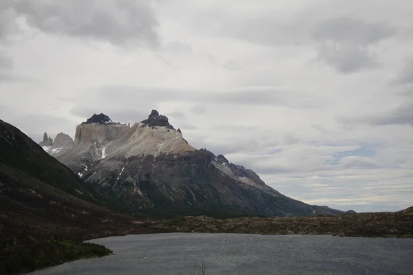 在Torres Del Paine公园的W旅行 — 图库照片