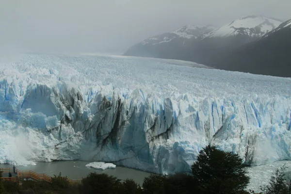 Ледник Перрито Морено — стоковое фото