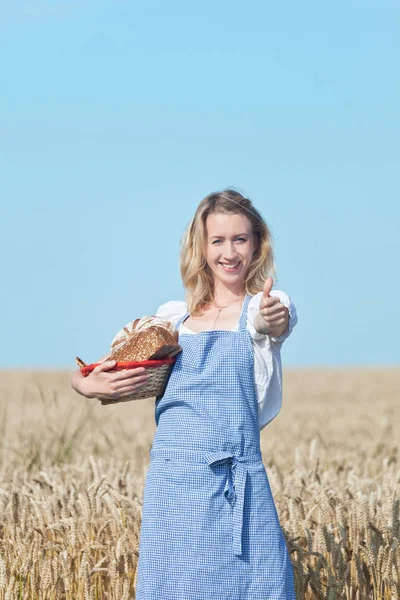Портрет Женщины Кукурузном Поле — стоковое фото