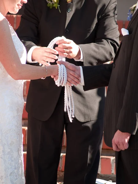 Elemento Casamento Tradicional Pagão Antigo Jejum Mão Amarrando Mãos Funcionário — Fotografia de Stock