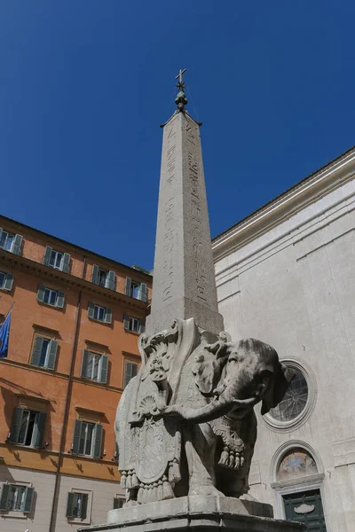 Bernini Nin Roma Daki Fili — Stok fotoğraf