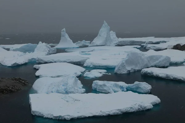 气候变化 北极冰山 — 图库照片