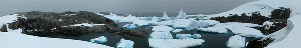 Антарктида Райська Бухта Красиві Гори — стокове фото