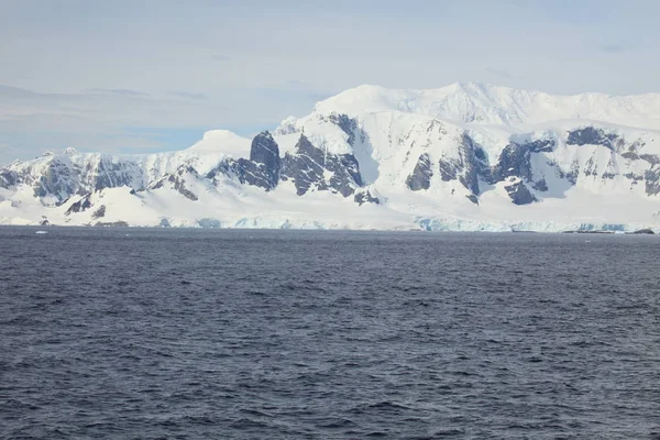 Klimawandel Arktischer Eisberg — Stockfoto