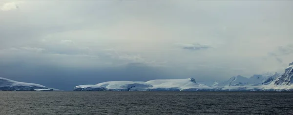 Lagon Glaciaire Iceberg Gelé Blanc Changement Climatique — Photo