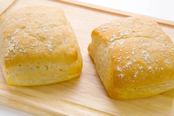 Fechar Rolos Pão Uma Tábua — Fotografia de Stock