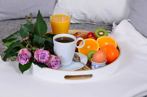 Śniadanie Rano Łóżku — Zdjęcie stockowe
