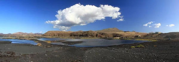 Lanzarote Caleta Famara Daki Uçurtmacılar — Stok fotoğraf