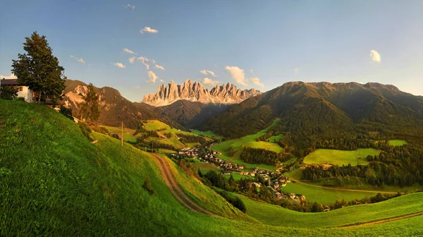 Urlaub Villnoesstal Suedtitol Italien — Stockfoto