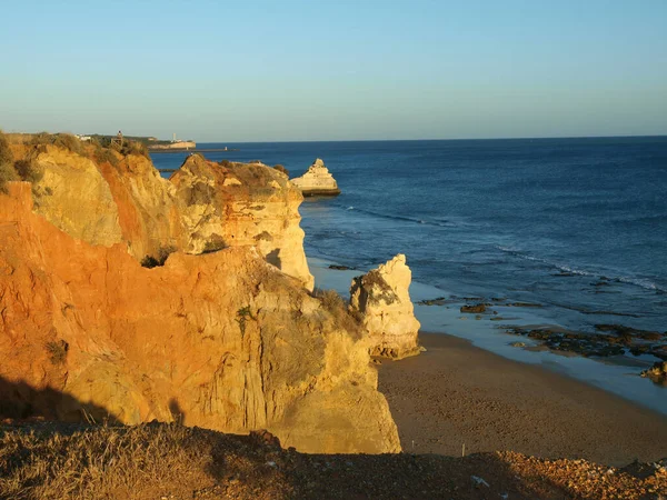 석양의 프라이아 포르티 Algarve — 스톡 사진
