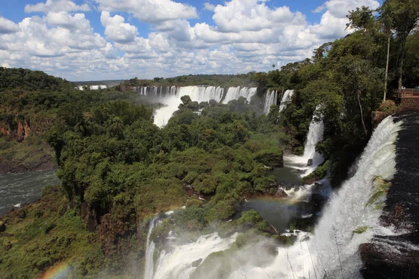 Iguazu Cai Cachoeira Natureza — Fotografia de Stock